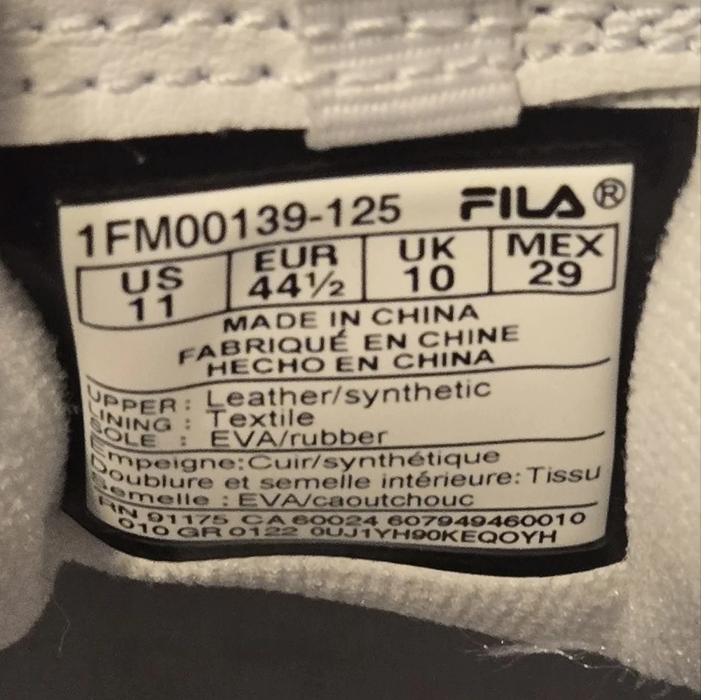 NWOT NIB FILA DISRUPTOR 2 INCH LIFT PLATFORM WHITE SZ 11